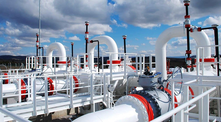 Refinery processing